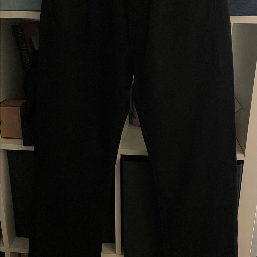 Levi's Men's Straight Black Denim Jeans - Picture 7 of 9